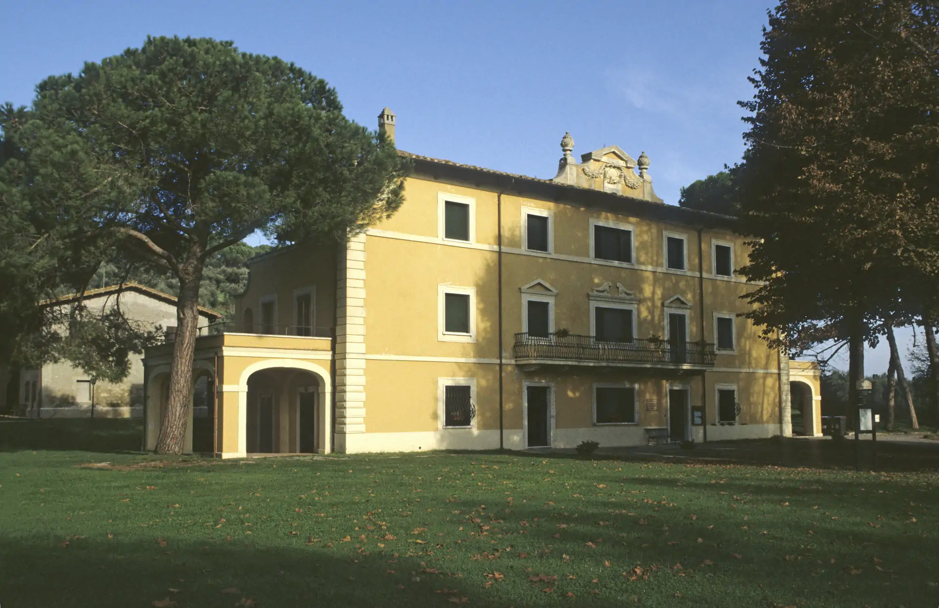 Isola Polvese, Villa