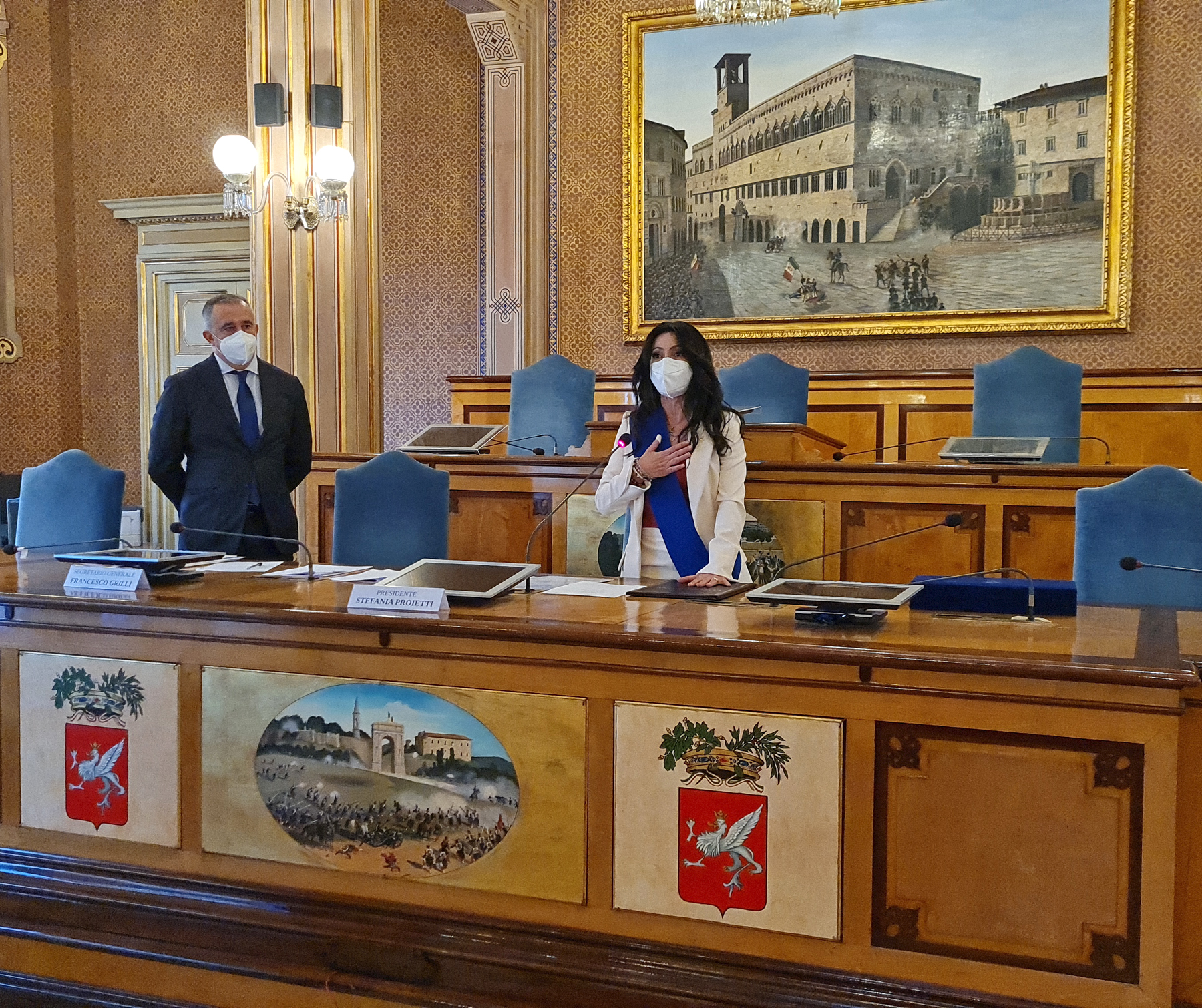 giuramento Stefania Proietti presidente Provincia