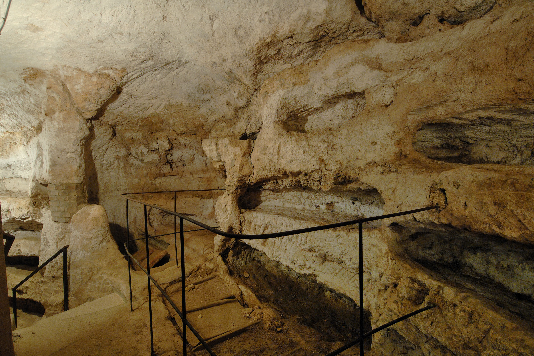 la catacomba di Villa San Faustino