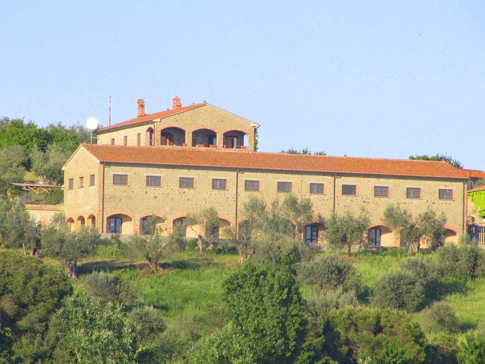 Isola Polvese, Fattoria ”Il Poggio” o Ostello