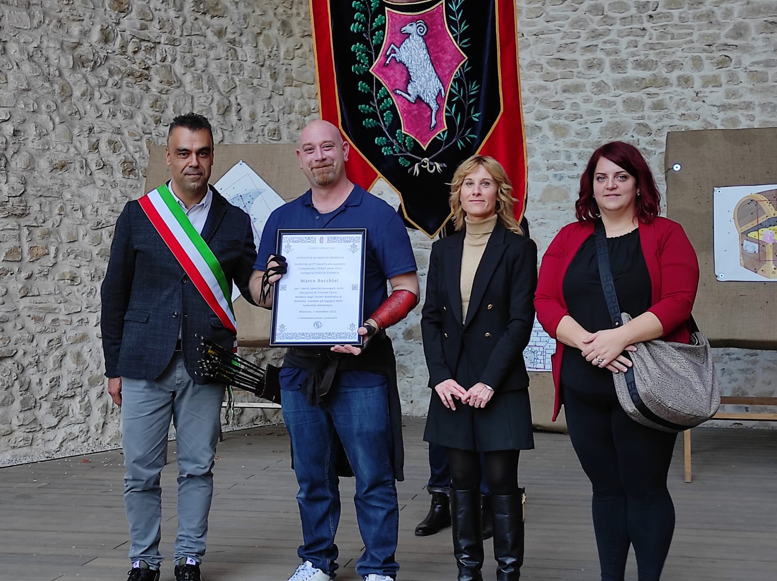 montone premiazione arciere