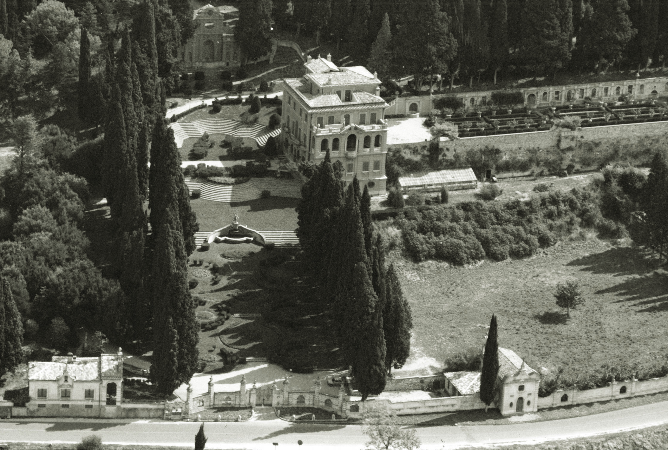 Immagine - Panoramica di Villa Fidelia