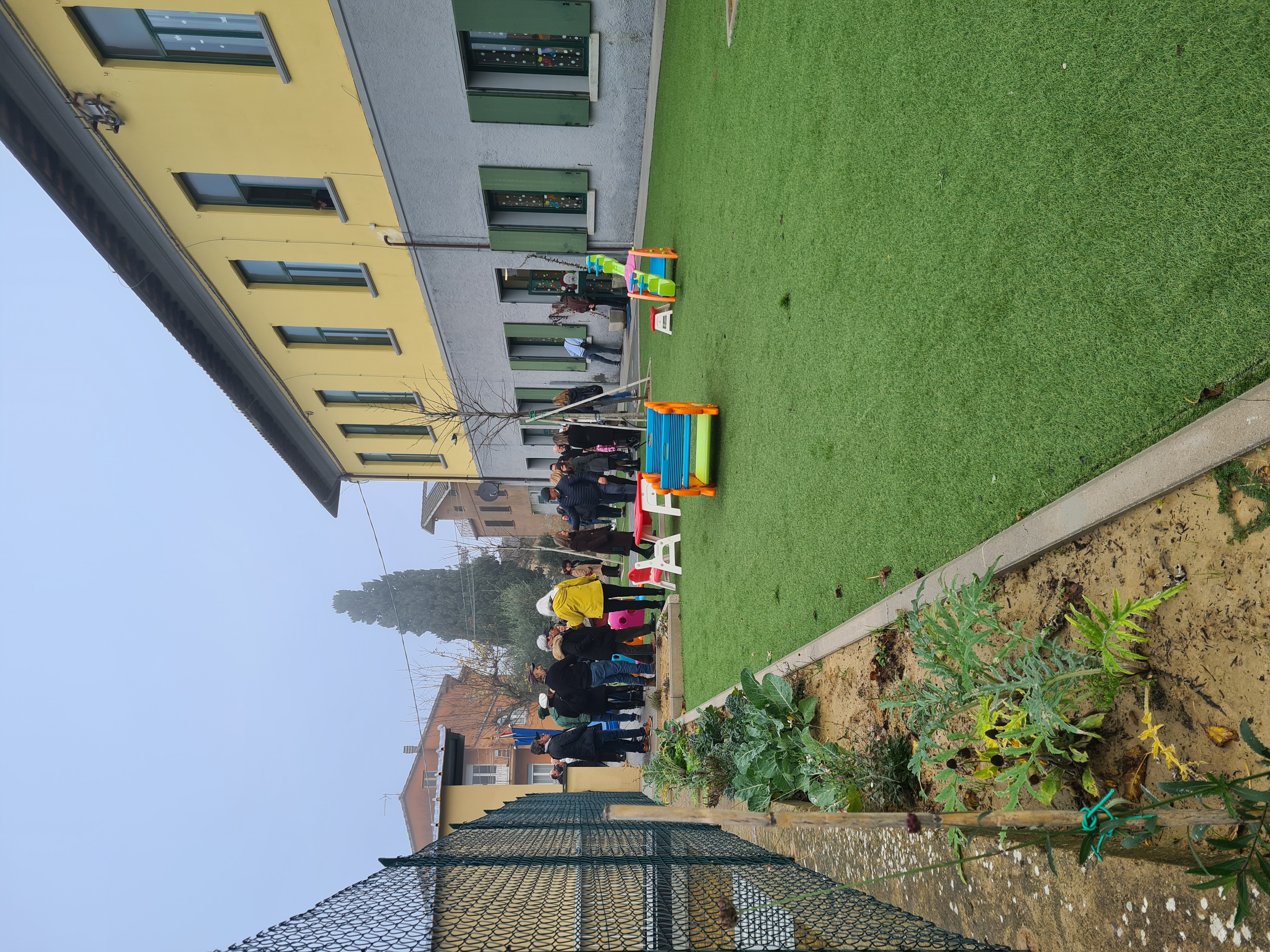 L'esterno della scuola dell'Infanzia