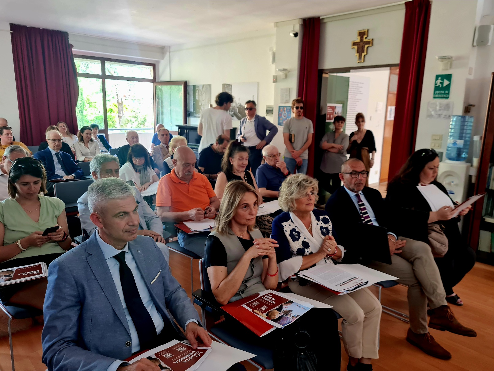 immagine VIII Rapporto sulle Povertà e Risorse della Caritas diocesana “La Giusta Vicinanza”