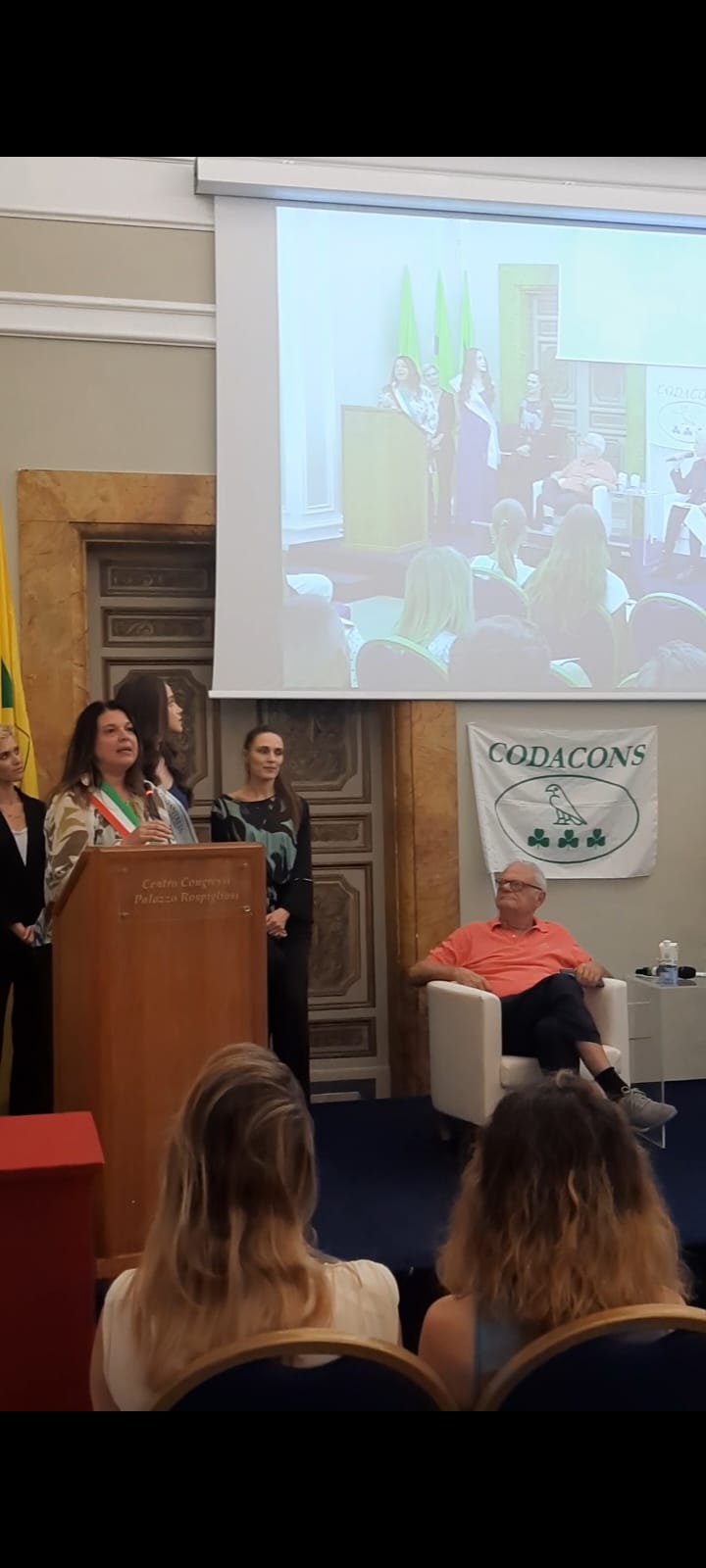 immagine  vicesindaca Paffi - Sigillo – Il Comune vince il premio “Piccolo Comune Amico”