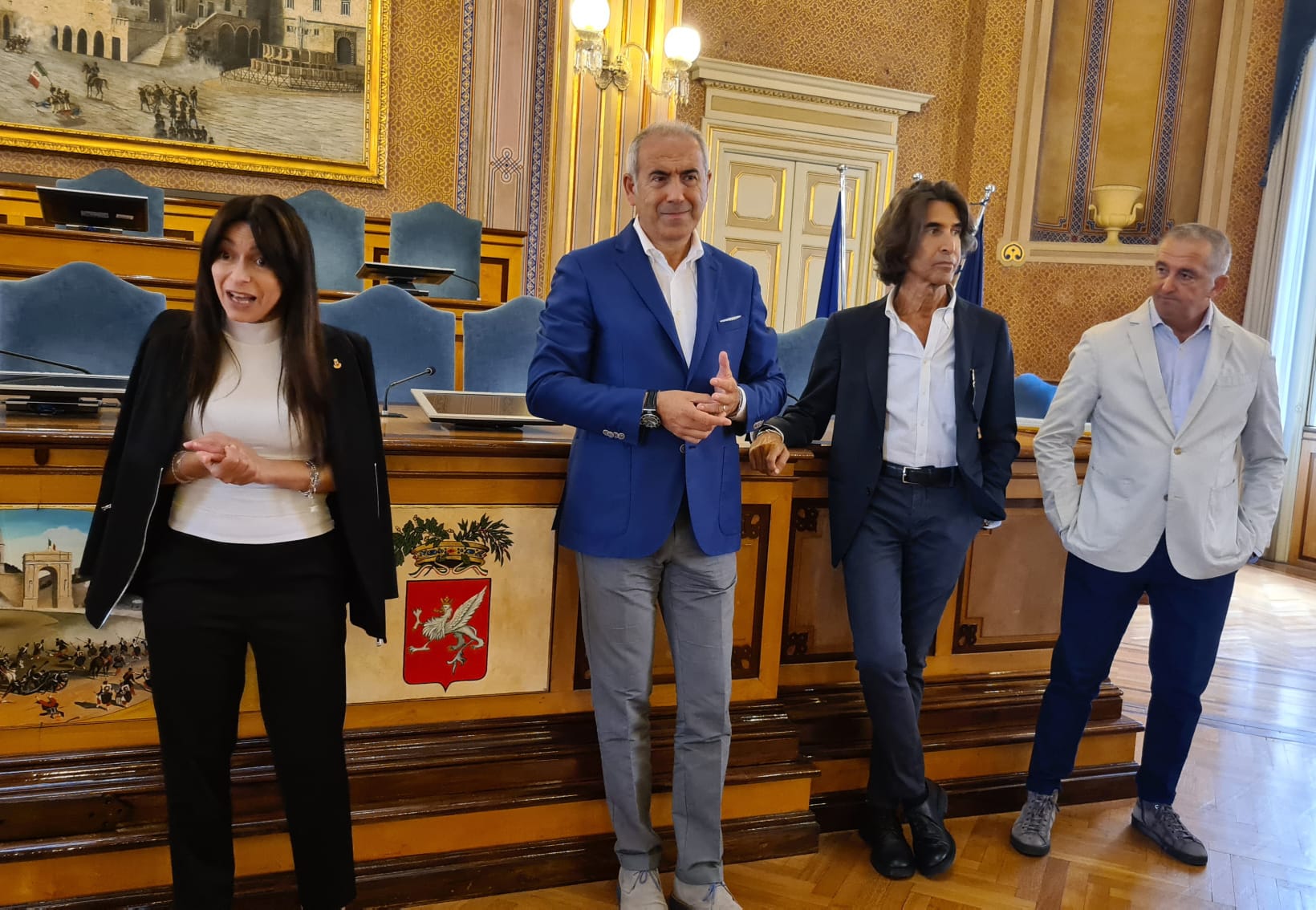 La Presidente Stefania Proietti, incontra i 27 neo assunti  