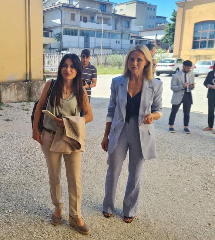 Immagine - La Presidente della Provincia di Perugia Stefania Proietti insieme alla Consigliera Erika Borghesi