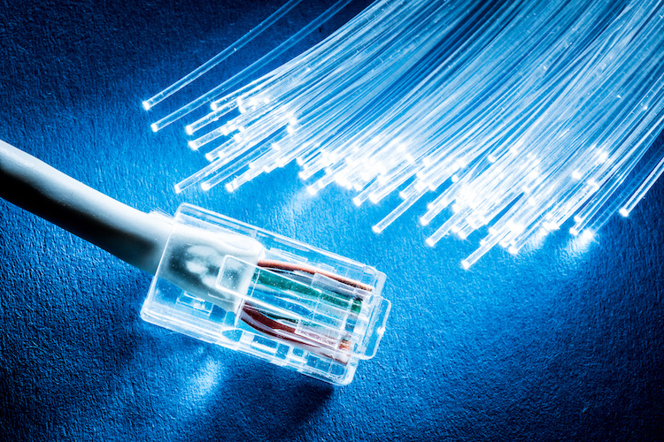 immagine generica fibra ottica
