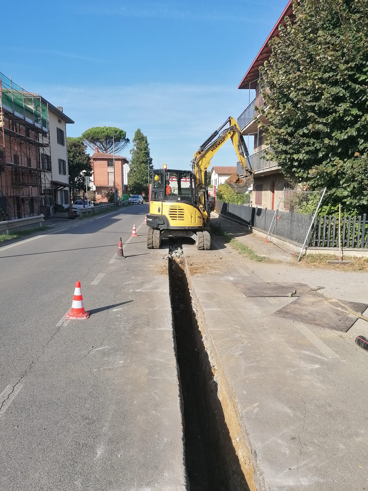 Piegaro – Lavori in corso ad Acquaiola per la realizzazione della rete del metano