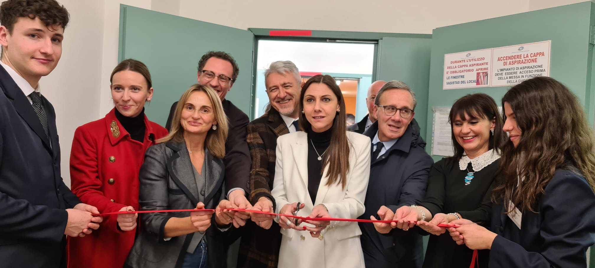 IIS Patrizi, Baldelli, Cavallotti_Taglio del nastro 10 laboratori