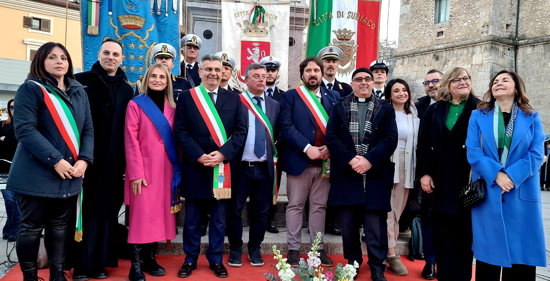 Norcia – Partita alla volta di Praga la Fiaccola benedettina ‘Pro pace et Europa una’ per il pellegrinaggio di pace