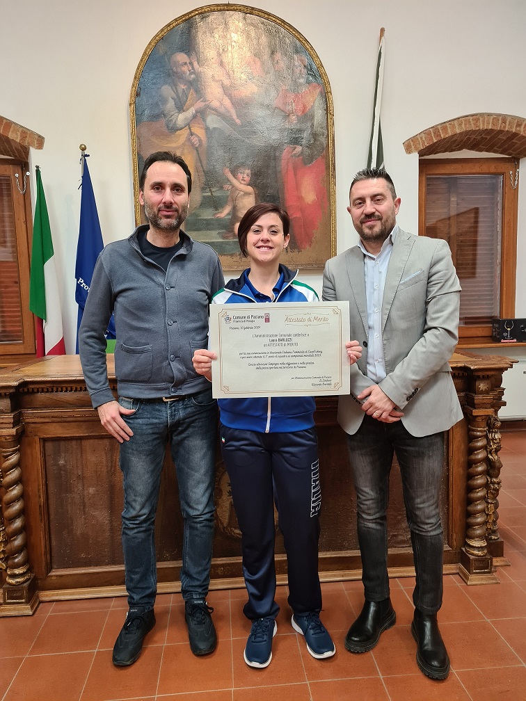 Laura Barluzzi con il sindaco Riccardo Bardelli e il vicesindaco Luca Dini