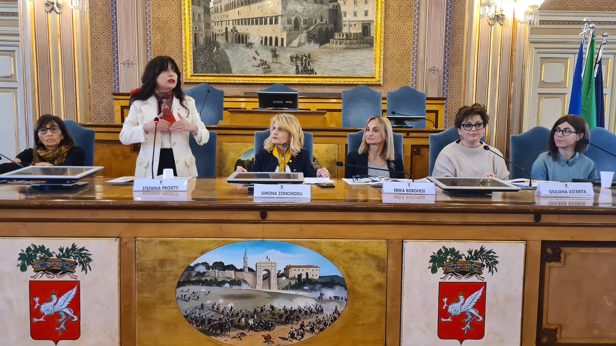 L'intervento della presidente Stefania Proietti