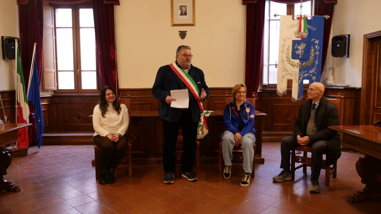 Sindaco Fugnanesi riceve l'astrofisica Fatigoni