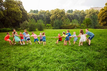 Immagine generica campi estivi per bambini