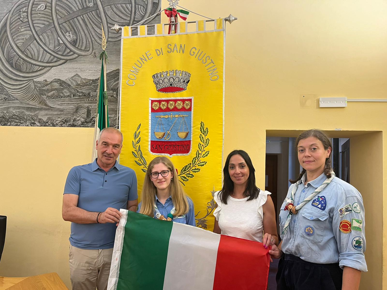 Immagine dell'incontro tra il sindaco di San Giustino e la giovane scout Jasmin Scarscelli