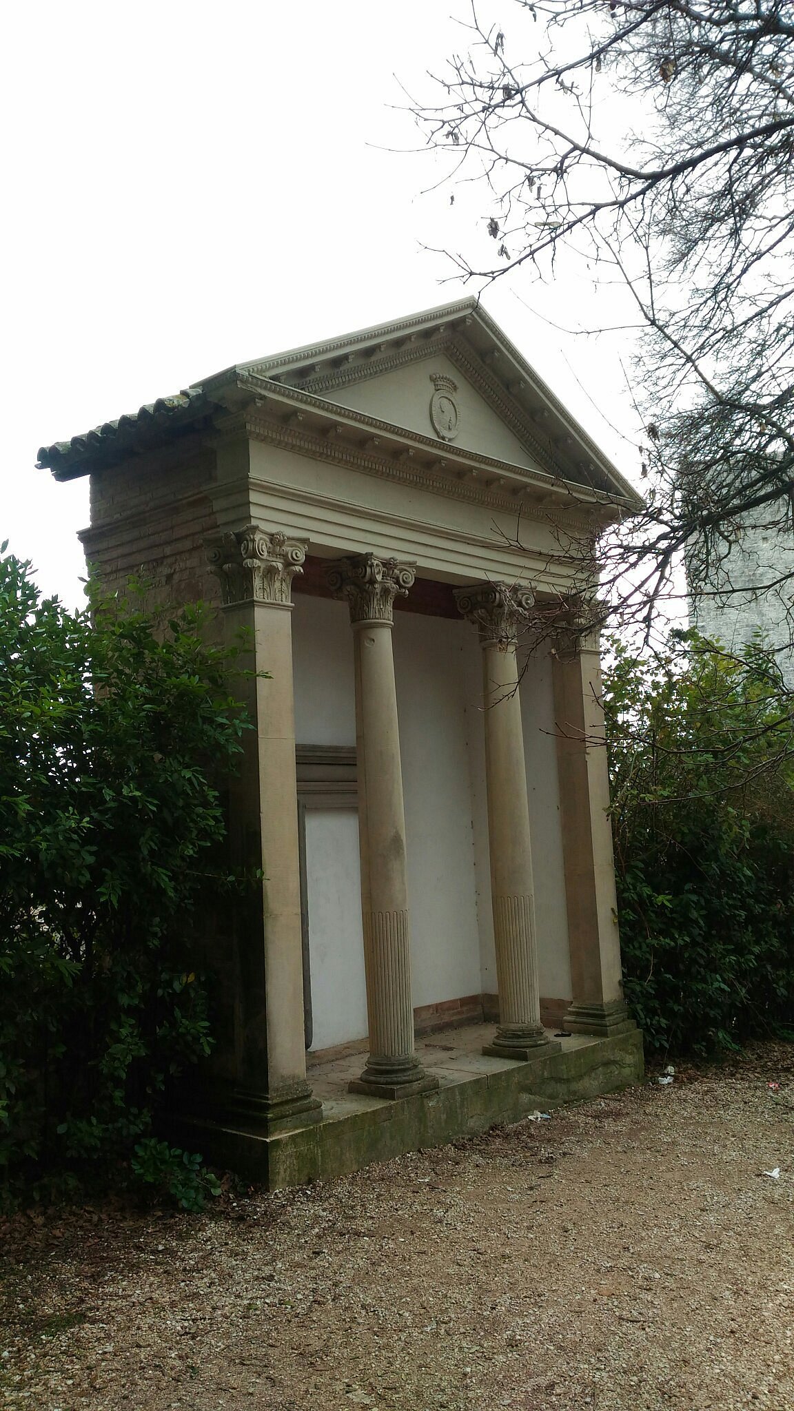Tempietto neoclassico