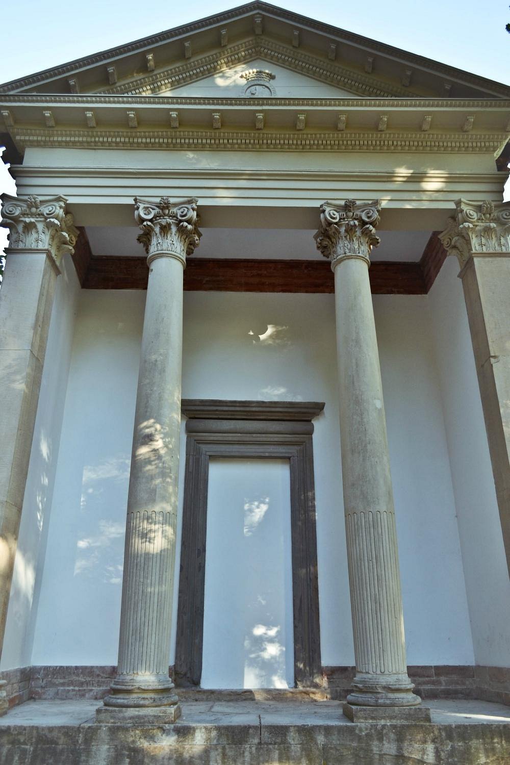 Tempietto neoclassico