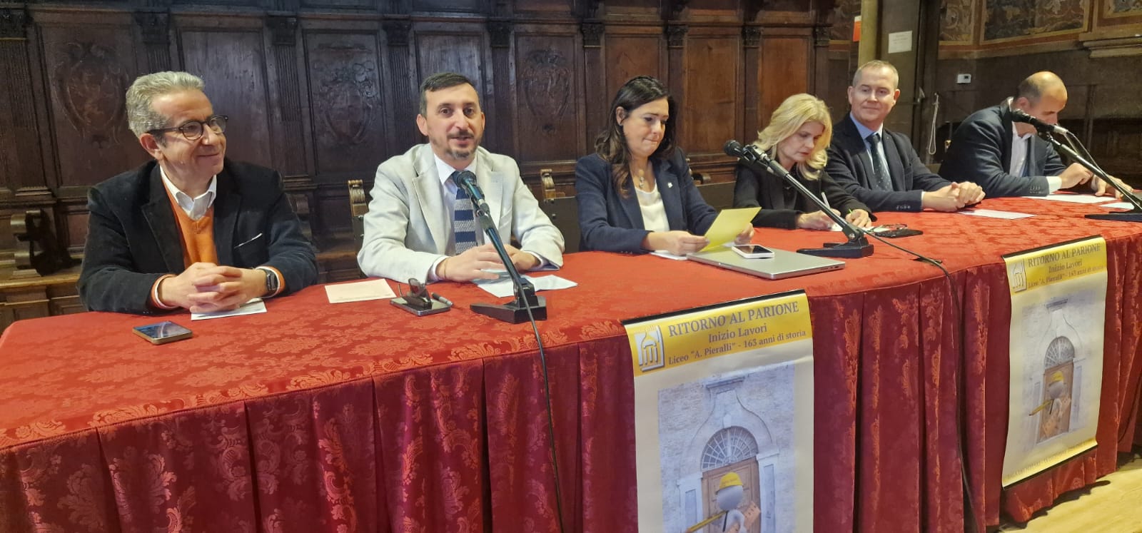 Foto conferenza Parione