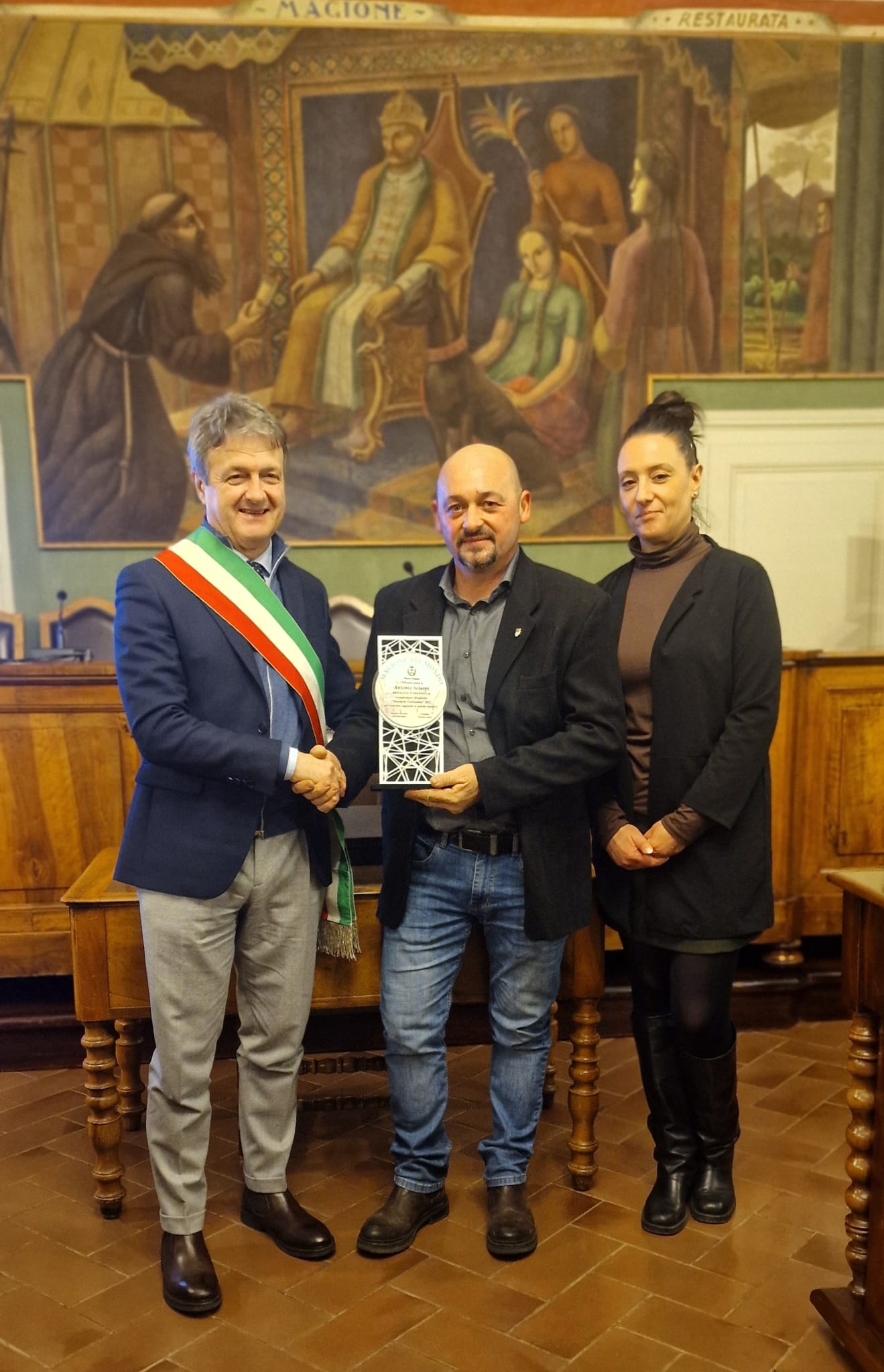 Il sindaco e Sciurpi