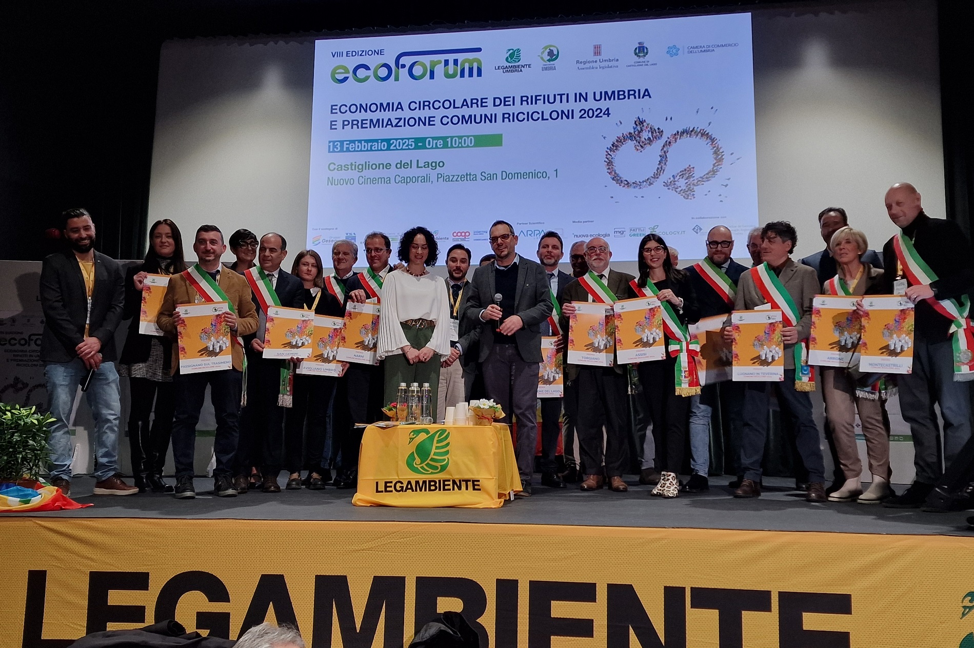 Rifiuti – Premiati a Castiglione del Lago i sedici “Comuni ricicloni” umbri