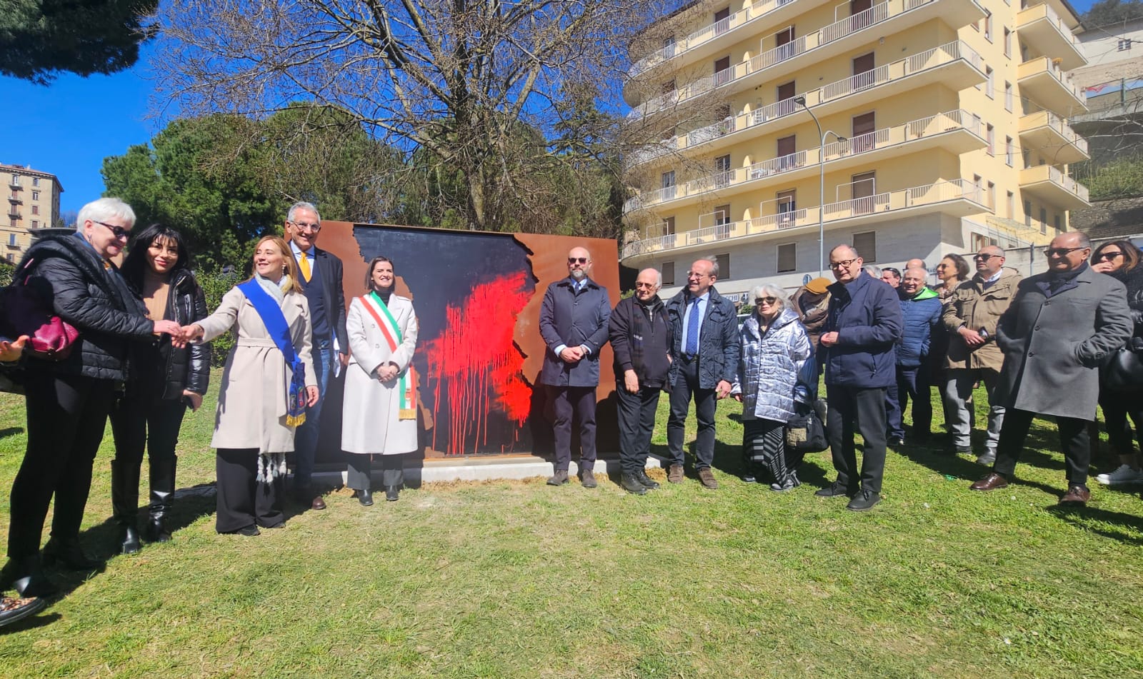 Inaugurazione dell’opera in memoria delle vittime del Covid a Perugia