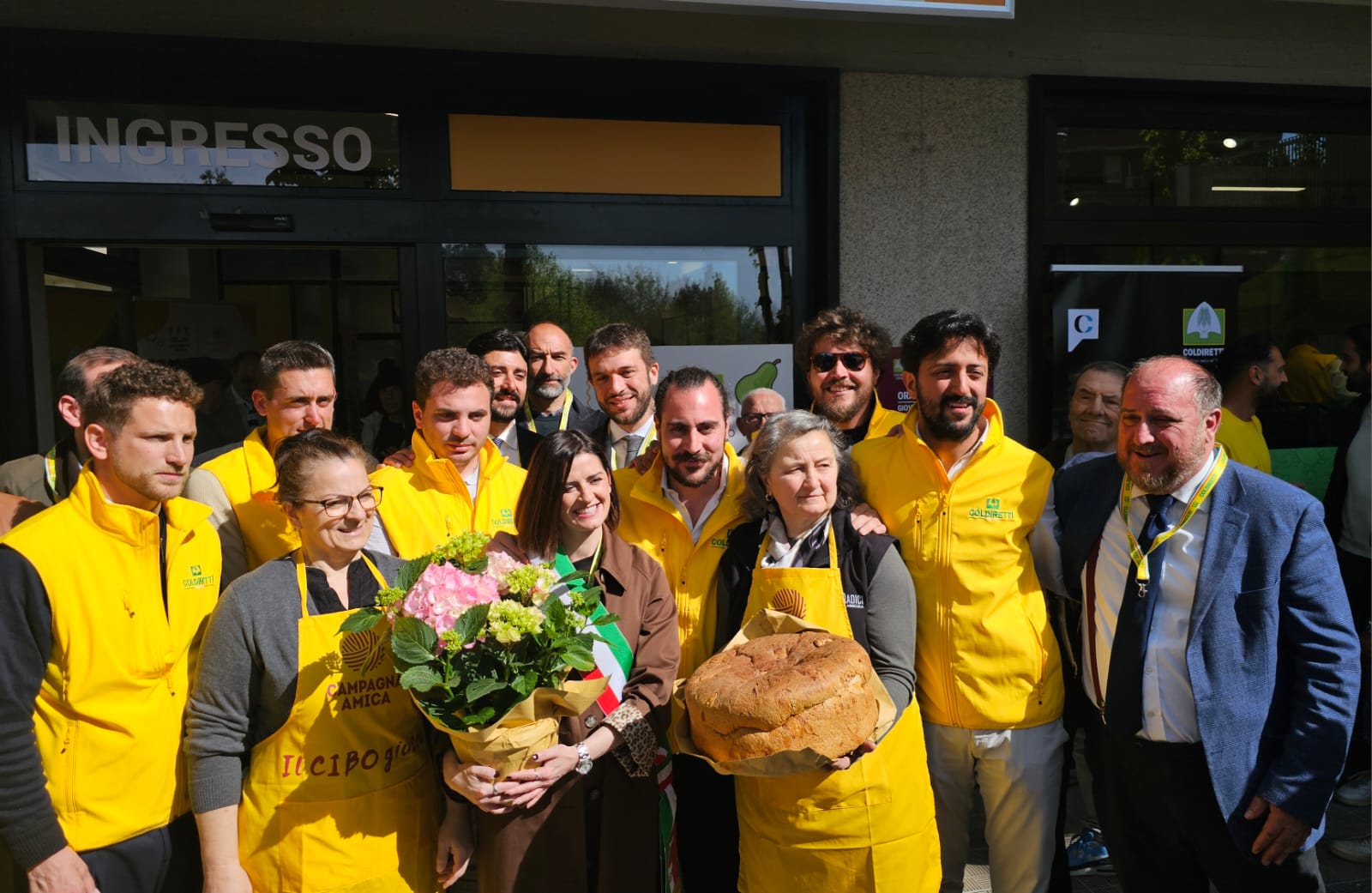 Immagine dell'inaugurazione del Mercato coperto dei Giovani di Coldiretti a Ponte San Giovanni