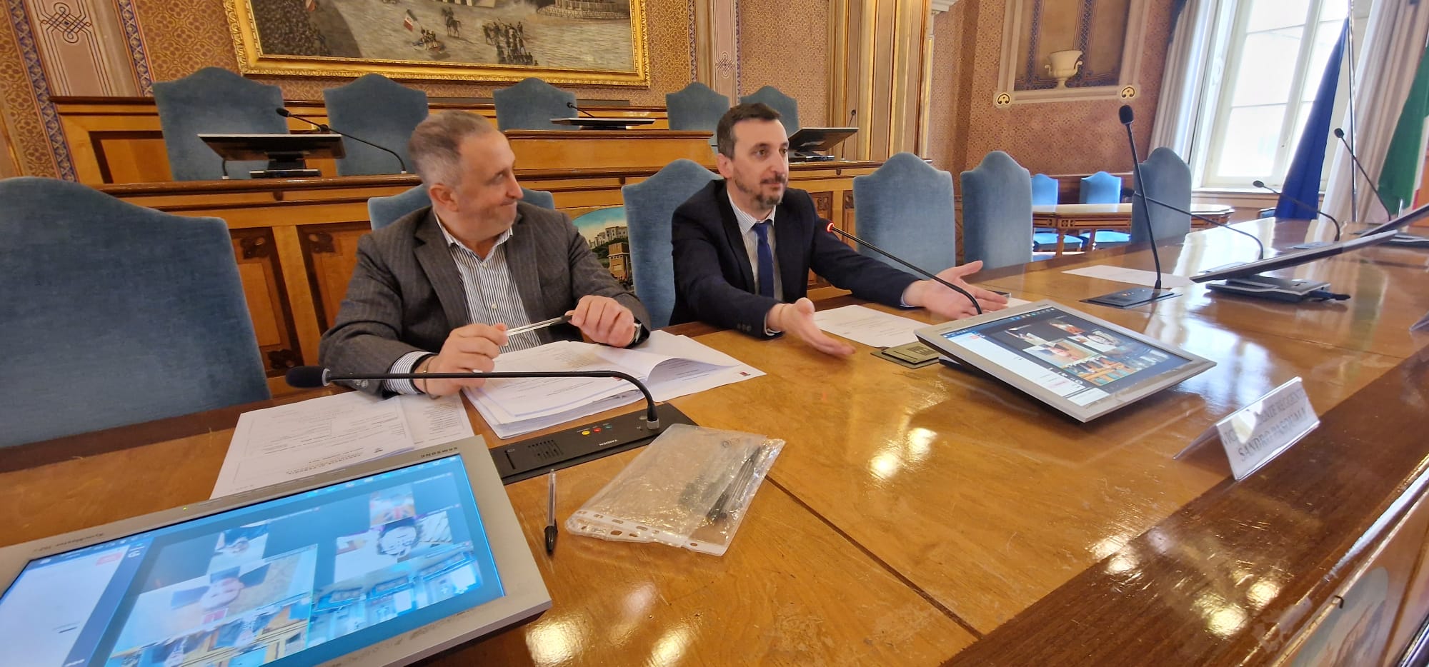 Seduta del Consiglio provinciale di giovedì 27 marzo. Il segretario Francesco Grilli insieme al vicepresidente Sandro Pasquali