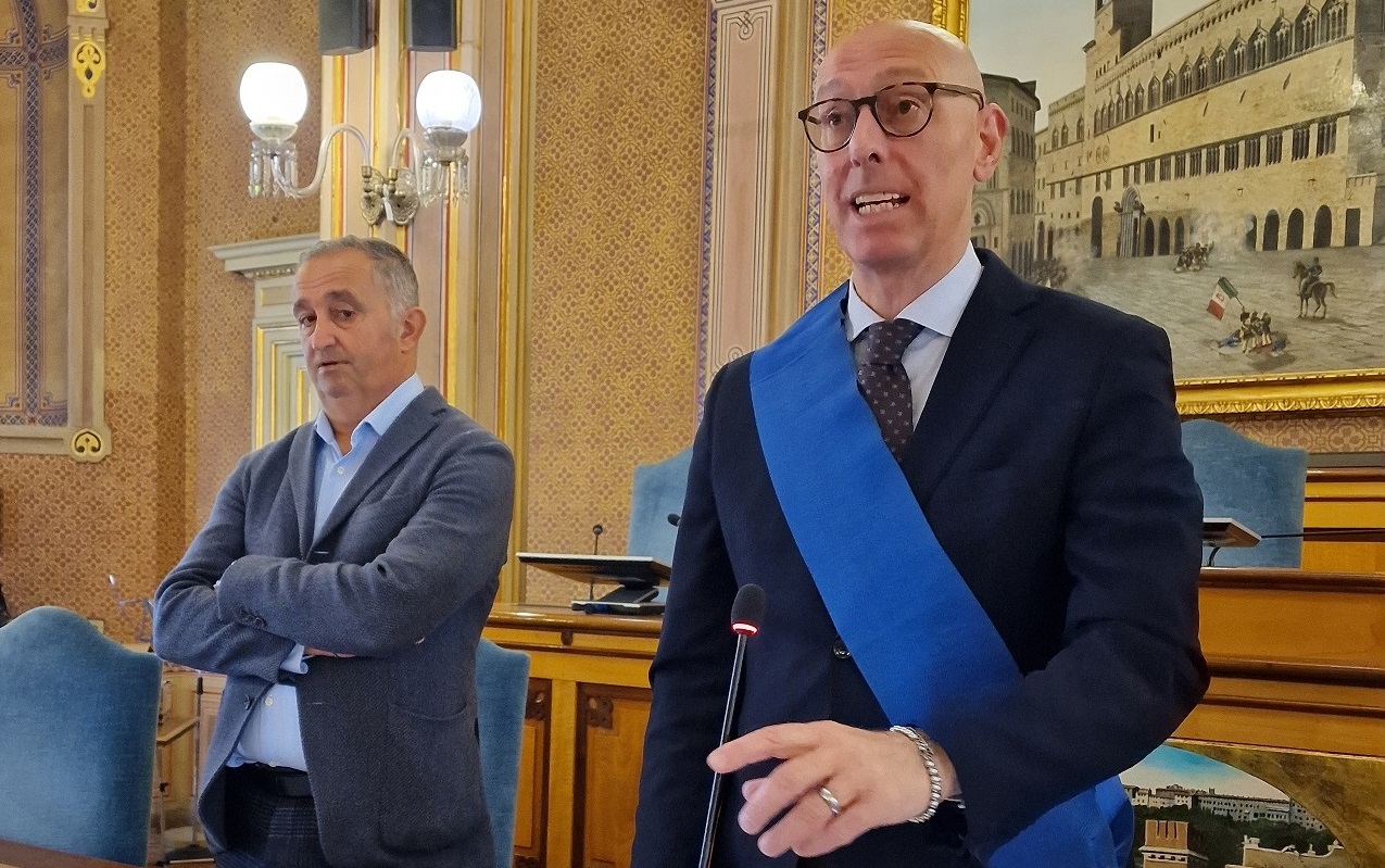 Il neopresidente Massimiliano Presciutti ha prestato giuramento in Consiglio provinciale