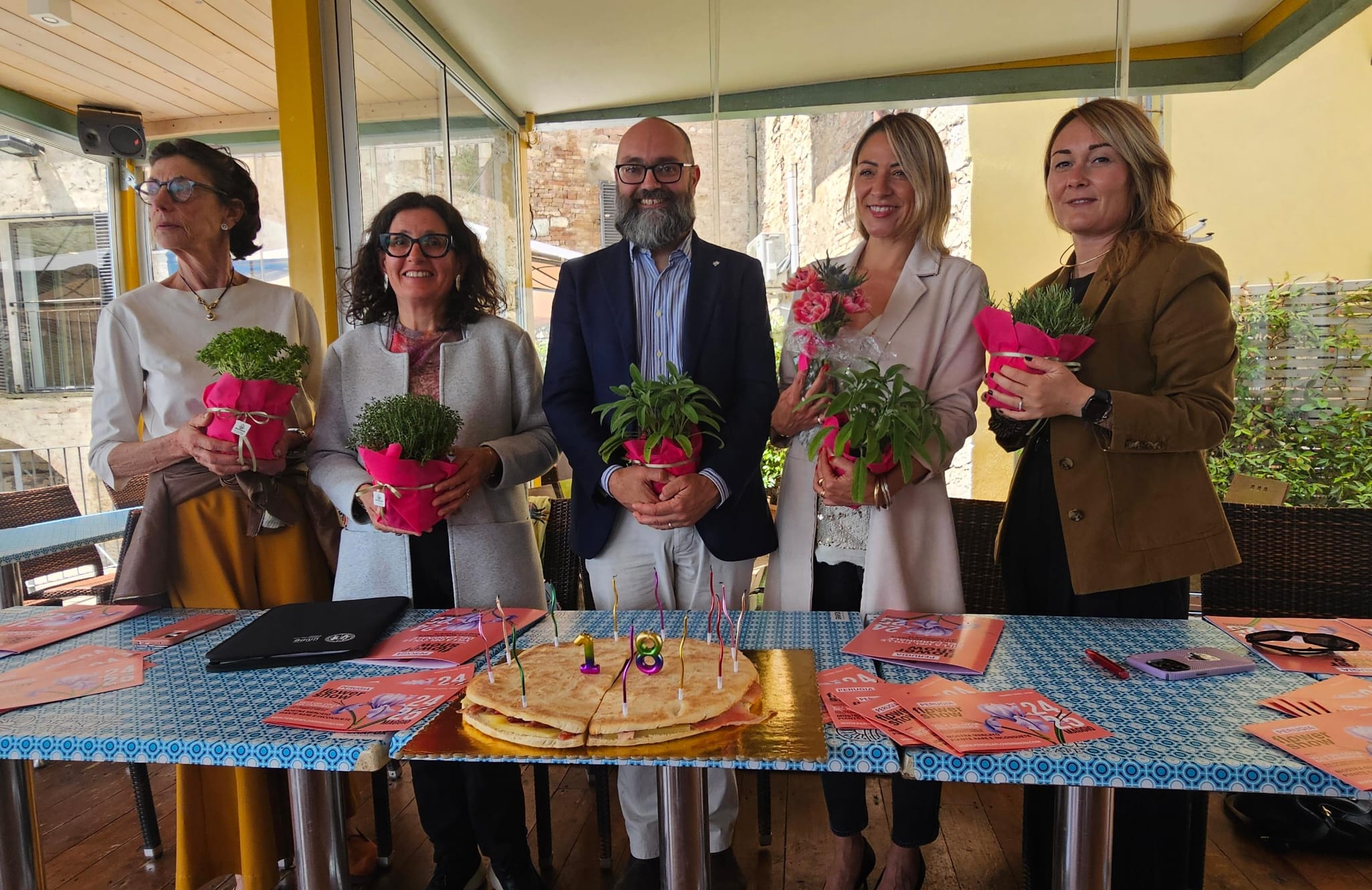 Tornano i colori e il profumo di Perugia Flower Show a Villa del Colle del Cardinale