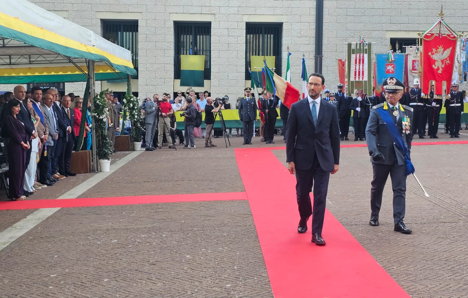 La cerimonia per il 251° anniversario della fondazione del Corpo della Guardia di Finanza.