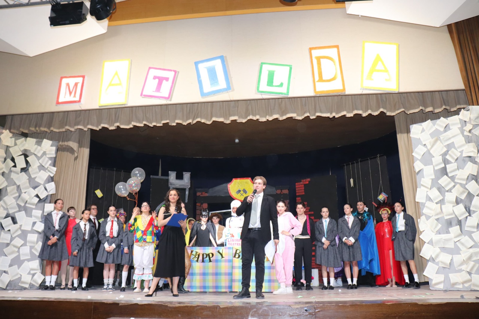 Il ritorno a casa del Teatro di Roccaporena: una serata magica con Matilda per i 20 anni del Laboratorio Teatrale C.A.S.T.