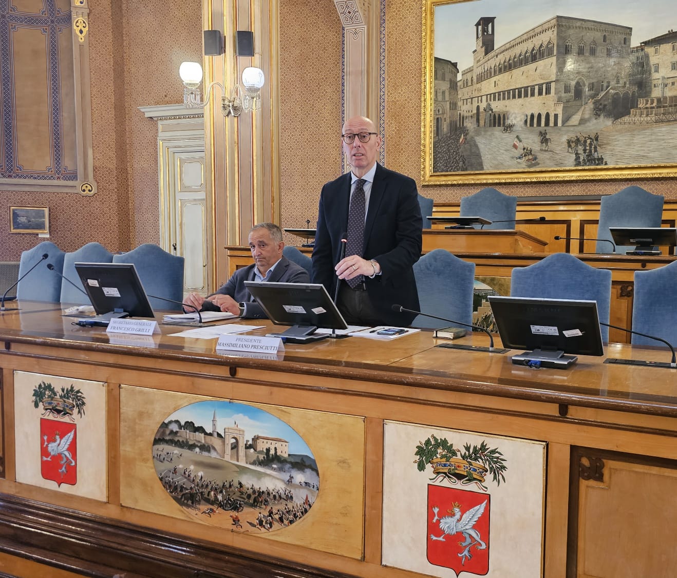 Immagine della seduta del Consiglio provinciale di Perugia con il presidente Massimiliano Presciutti