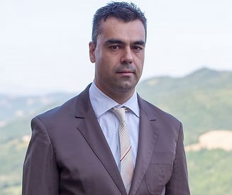 il sindaco di Montone, Mirco Rinaldi