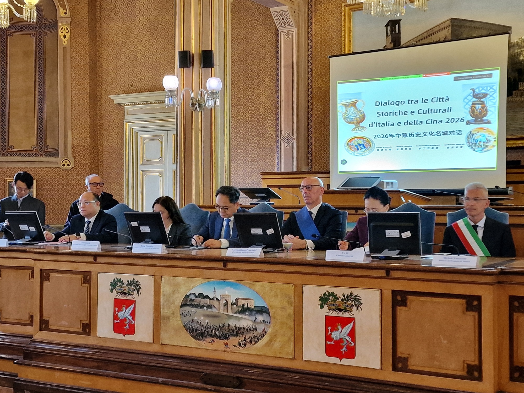 I saluti istituzionali nella Sala del Consiglio provinciale