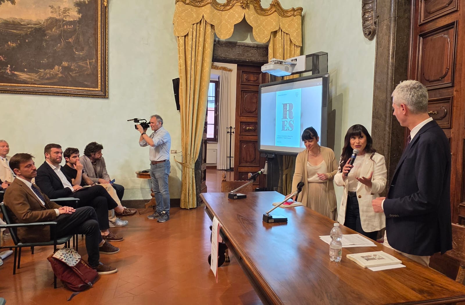 Presentato a Palazzo Donini il Rapporto economico sociale 2026 AUR Presentato a Palazzo Donini il Rapporto economico sociale 2026 AUR