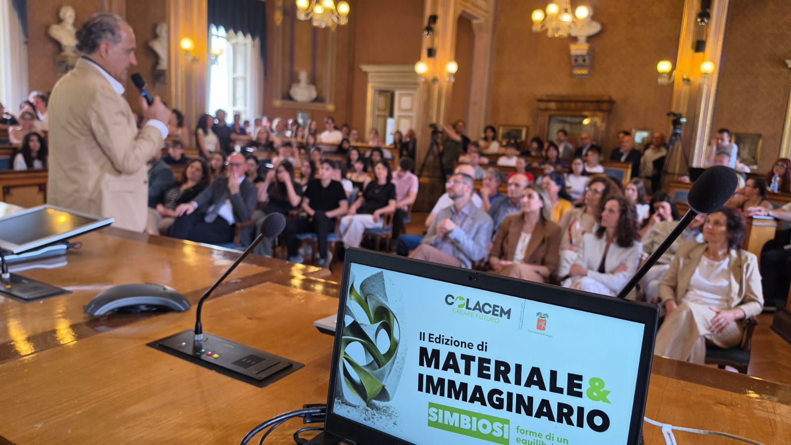 Inaugurazione della mostra “Materiale & Immaginario