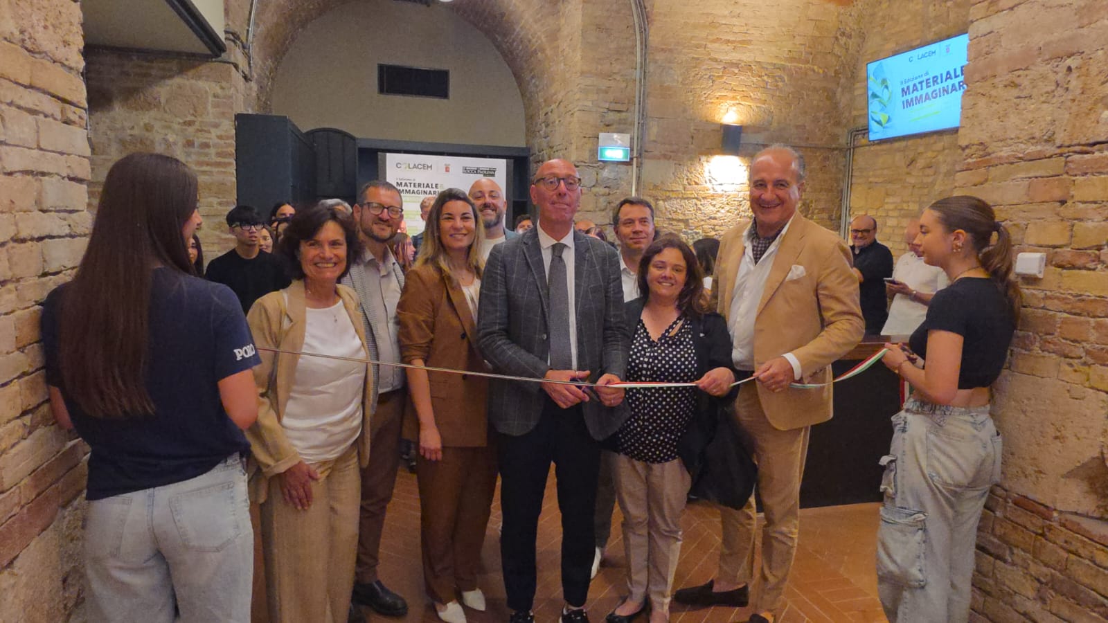 Inaugurata al CERP la mostra “Materiale & Immaginario – Simbiosi” Inaugurata al CERP la mostra “Materiale & Immaginario – Simbiosi”