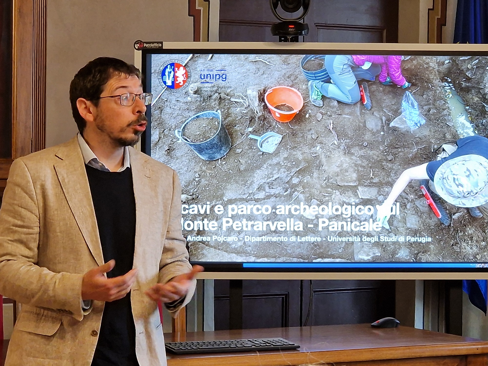 Il prof. Andrea Polcaro
