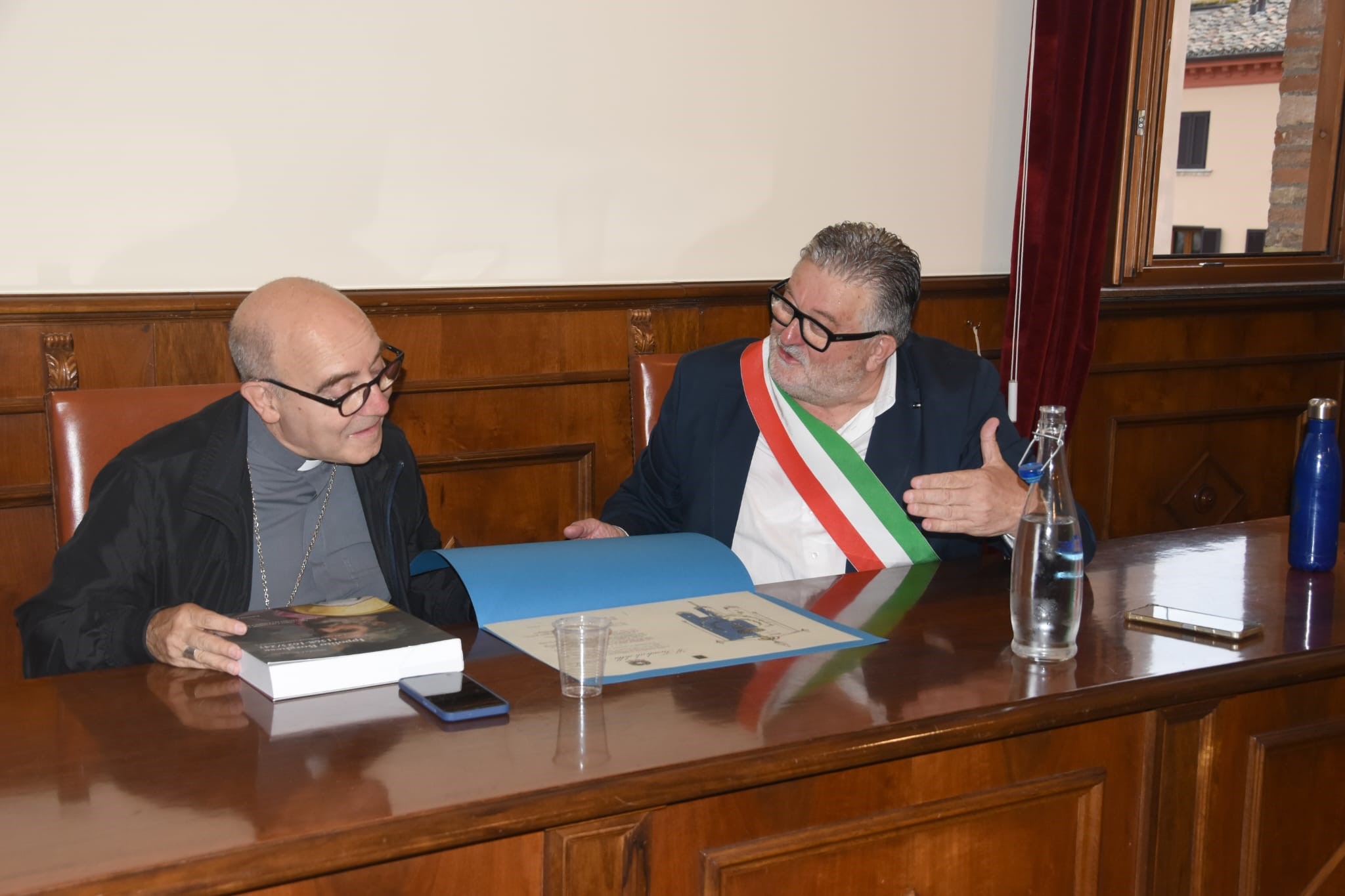 Sigillo &ndash; Visita del nuovo Vescovo Felice Accrocca