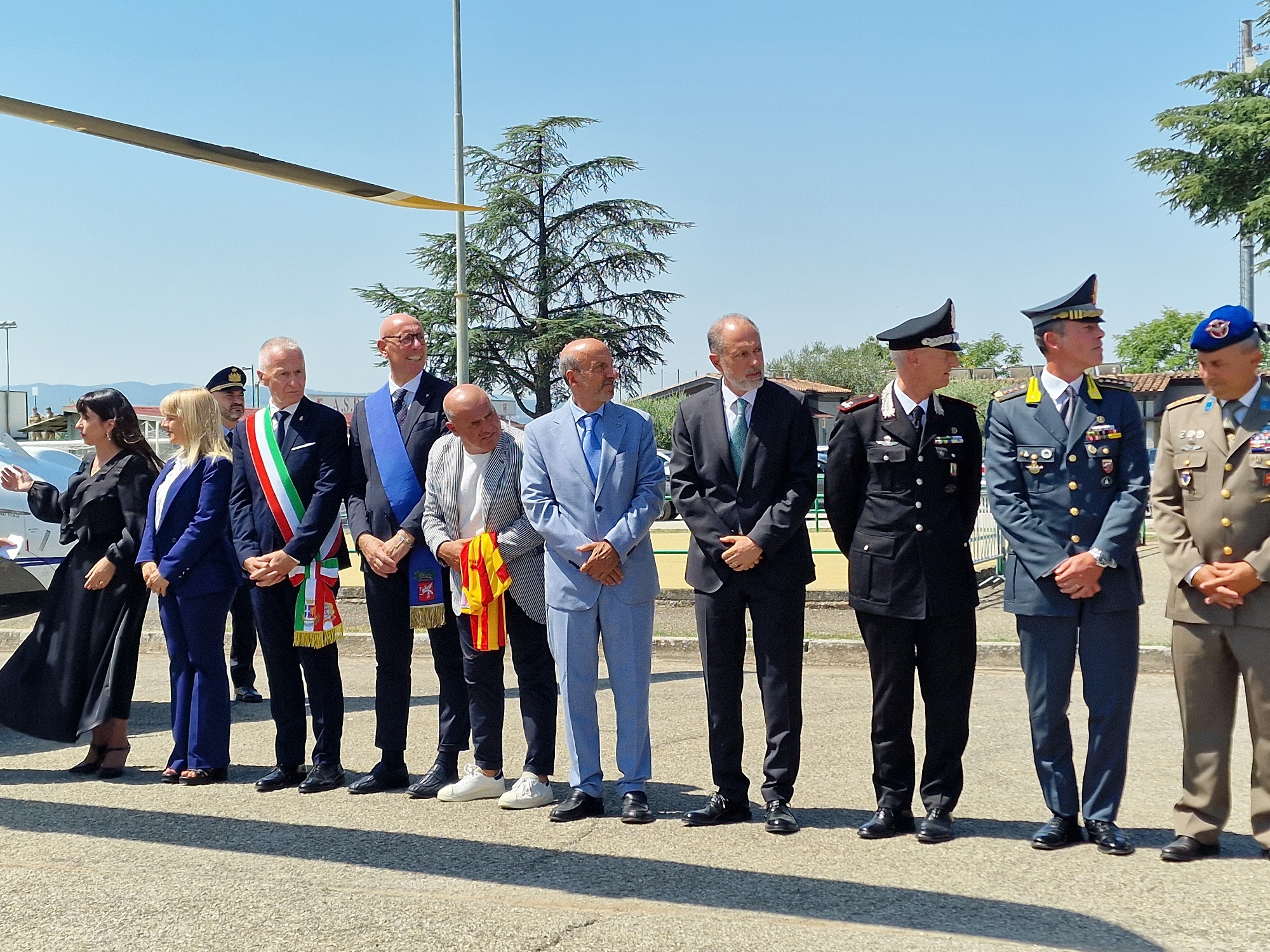 Visita Papa ad Assisi &ndash; Il presidente Presciutti ad accoglierlo insieme alle altre autorit&agrave;