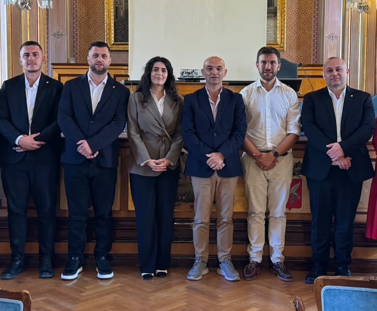 In Provincia la visita della delegazione albanese di Vau i Dejës In Provincia la visita della delegazione albanese di Vau i Dejës