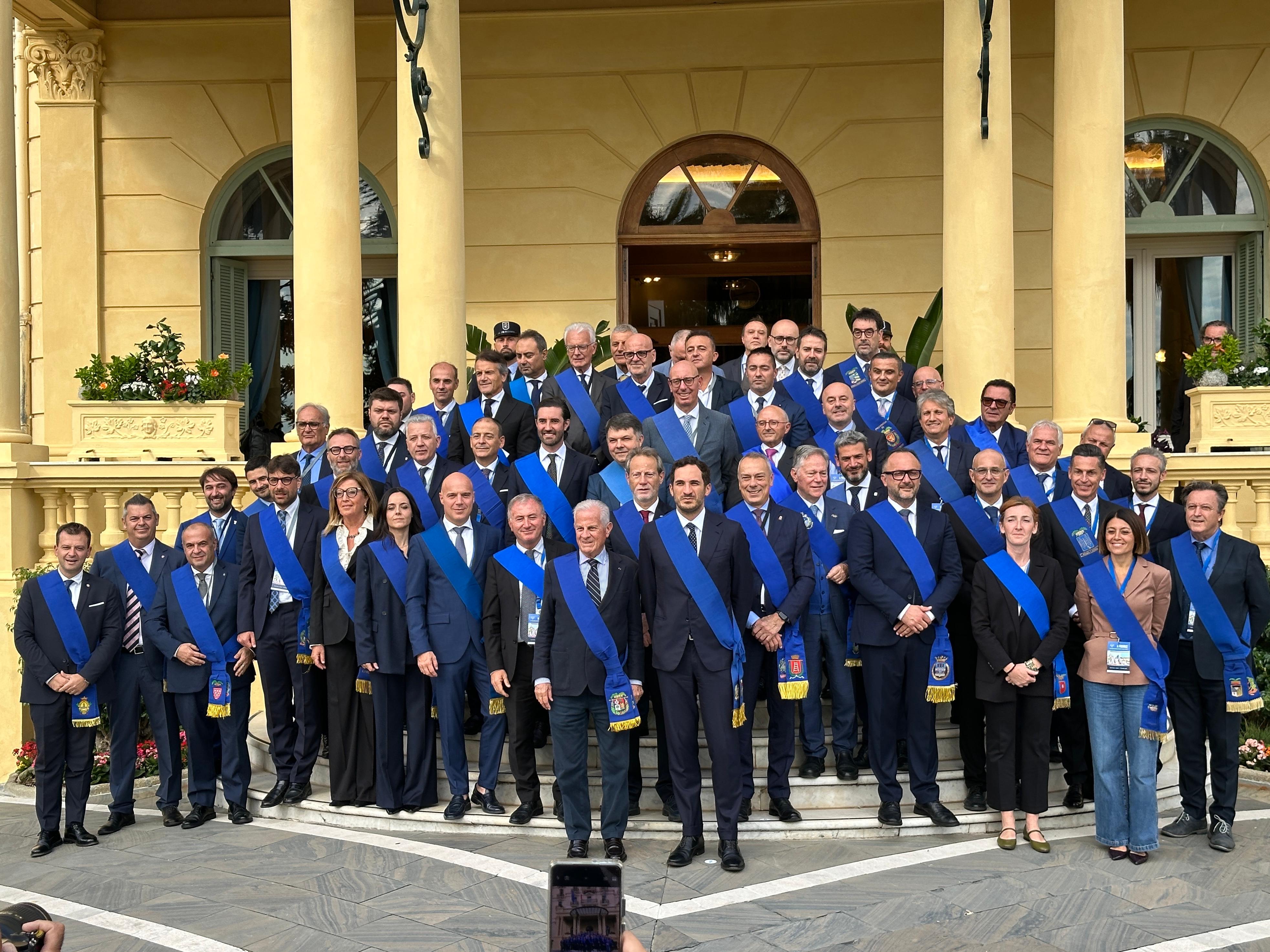 Foto di gruppo - Assemblea nazionale UPI a Imperia