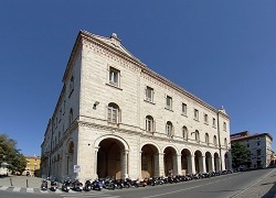 Palazzo della Provincia di Perugia, Alessandro Arienti, 1867 - 1873, vista da Sud-Est